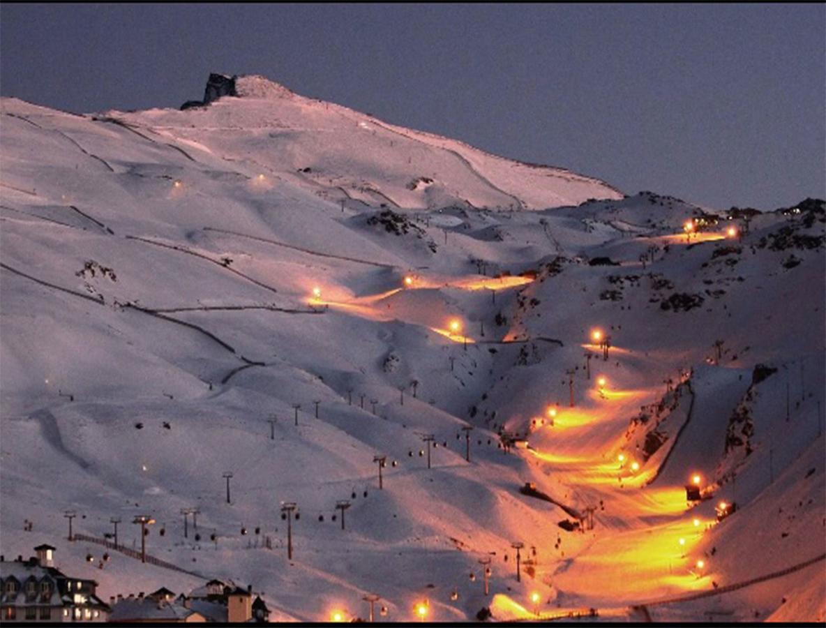 סיירה נבדה Todosierranevada Zona Baja - Edificio Atlas - Vistas A La Montana - Junto A Los Telecabinas מראה חיצוני תמונה